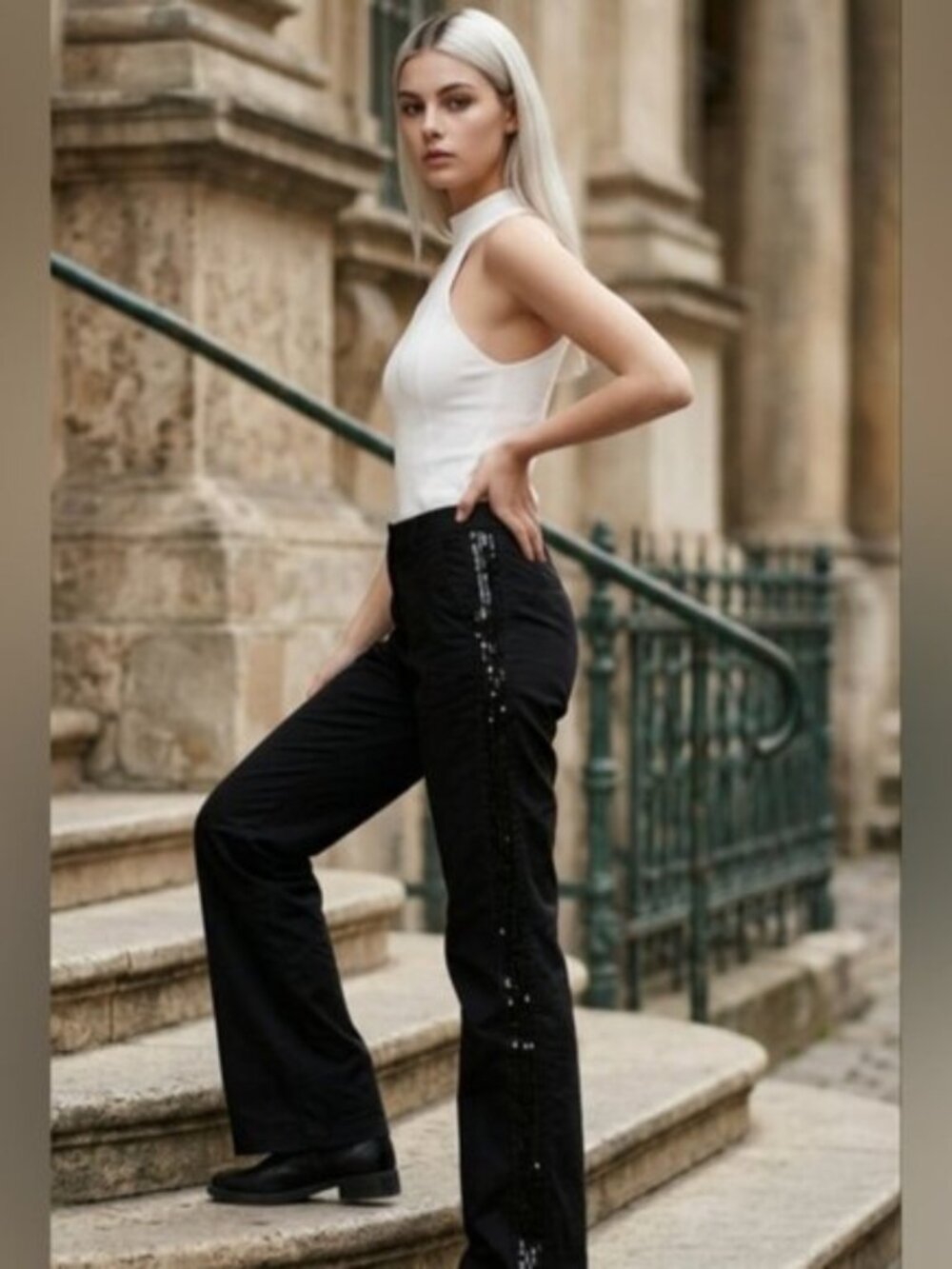 Banana Republic Black Martin Flare Leg Mid Rise SZ 6 Pant W/Side Sequin Stripe